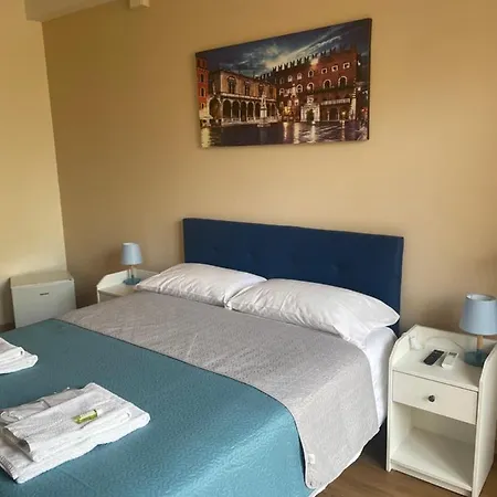 Sciesa Penzion Verona